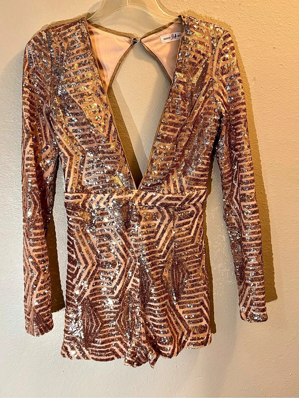 Geometric Sequin Romper in Nude & Rose Gold Size Medium Like New